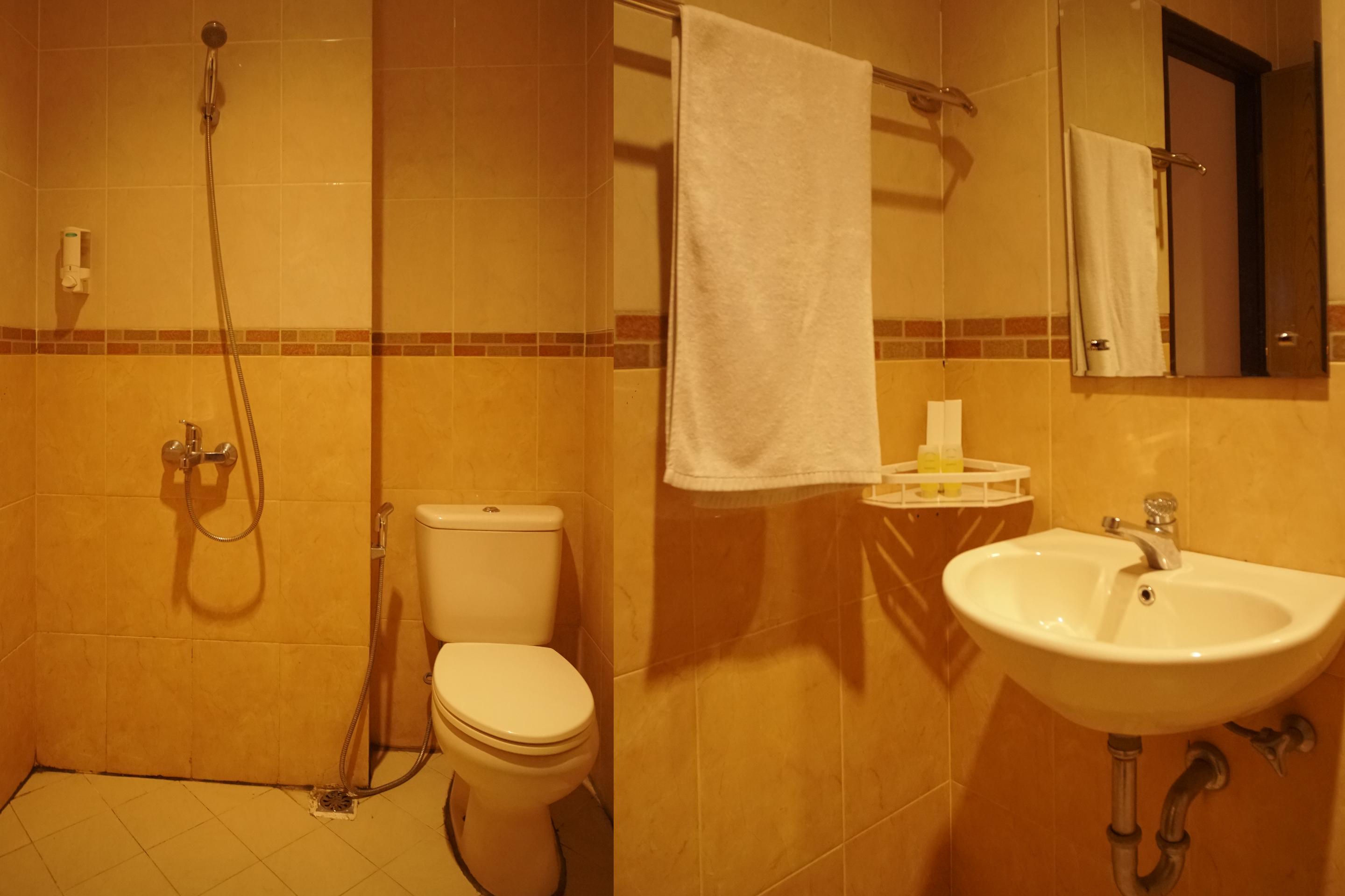 Capital O 142 Hotel Al Furqon Syariah Palembang Extérieur photo