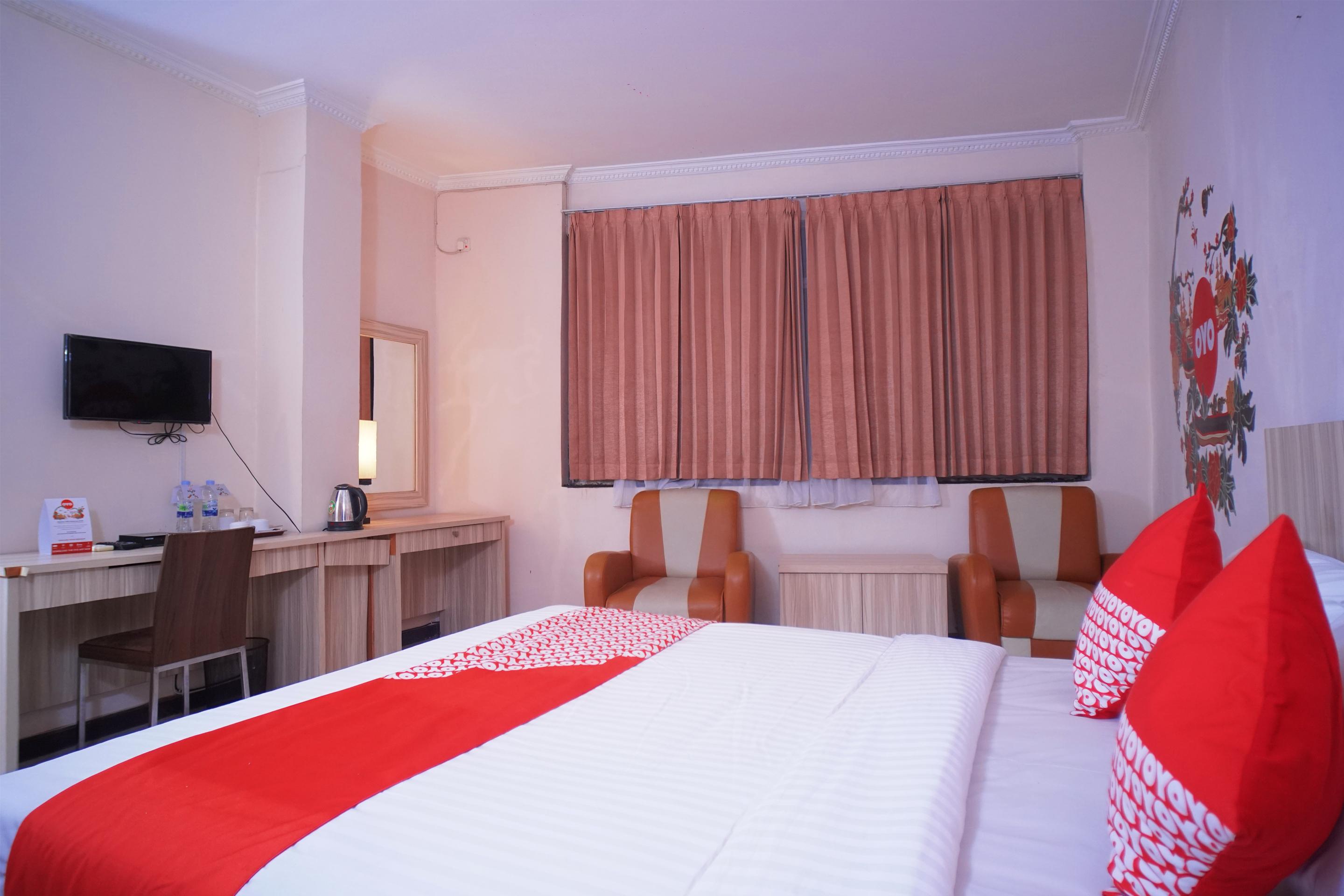 Capital O 142 Hotel Al Furqon Syariah Palembang Extérieur photo