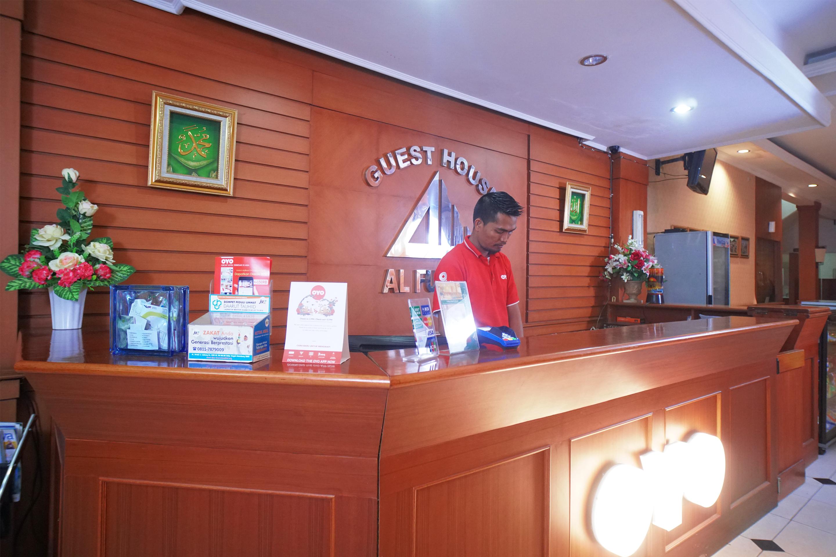 Capital O 142 Hotel Al Furqon Syariah Palembang Extérieur photo