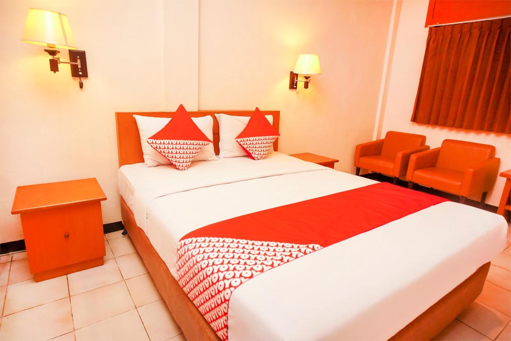 Capital O 142 Hotel Al Furqon Syariah Palembang Extérieur photo