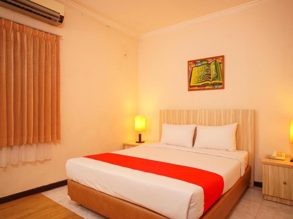 Capital O 142 Hotel Al Furqon Syariah Palembang Extérieur photo