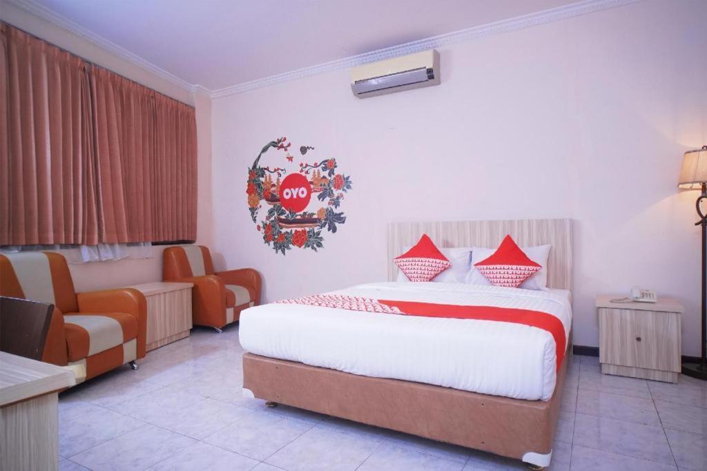 Capital O 142 Hotel Al Furqon Syariah Palembang Extérieur photo